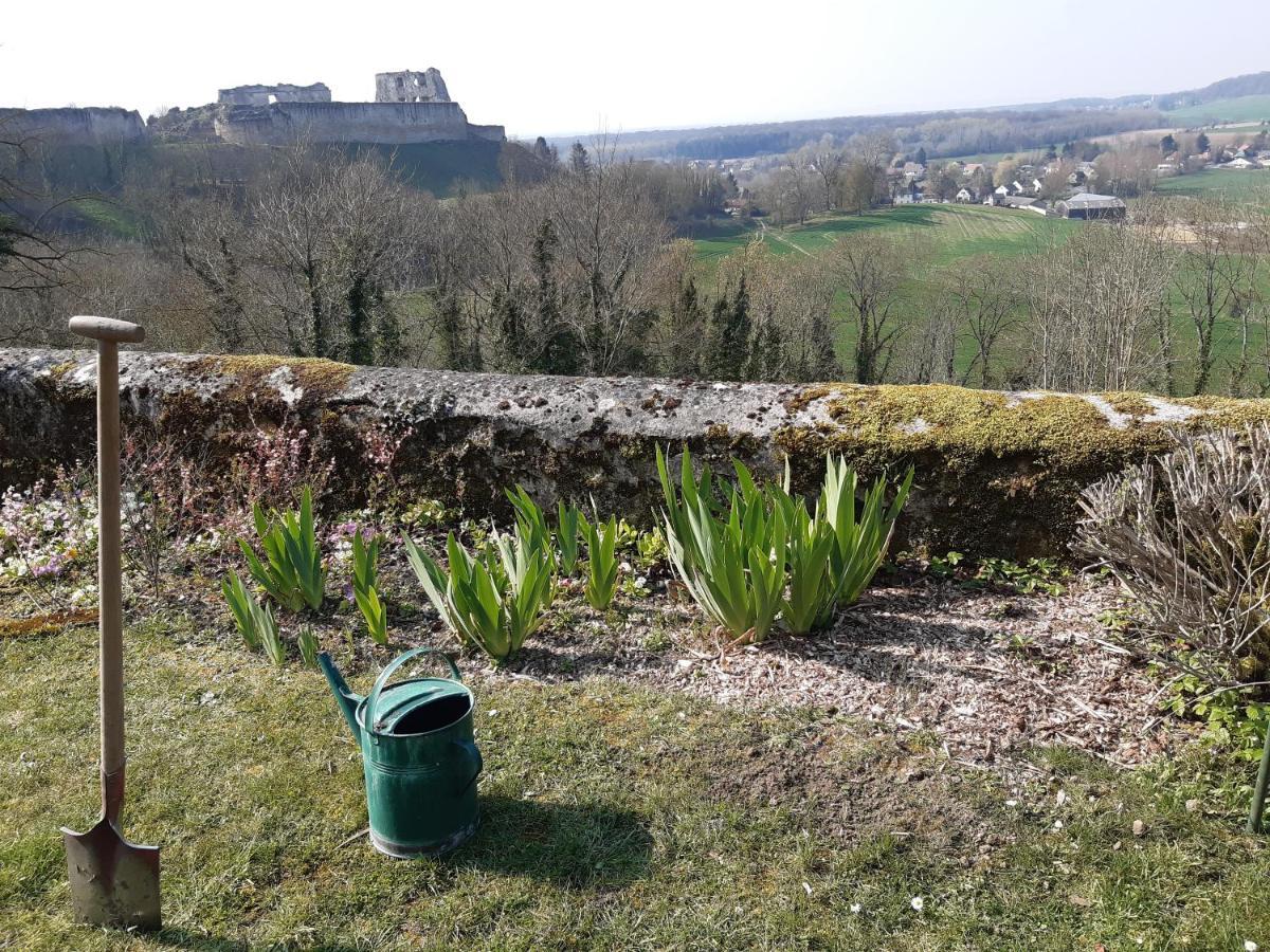 Location A Coucy Le Chateau ภายนอก รูปภาพ
